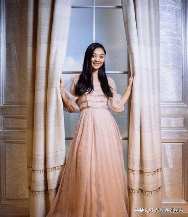 7位星二代名媛,個個國外留學,16歲將繼承36套房 7位星二代名媛,個個國外留學,16歲將繼承36套房