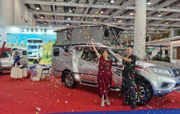 為什麼越來越多的自駕遊愛好者將自用車升級為霞客樂SUC？