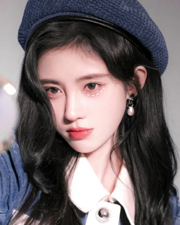 人中長、面中長，如何化妝不顯老？