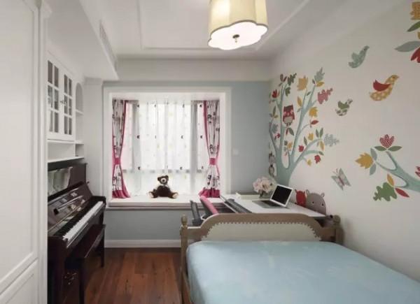 105平美式風三居室,鋼琴與內嵌式櫃子一同塞進牆裡 105平美式風三居室,鋼琴與內嵌式櫃子一同塞進牆裡