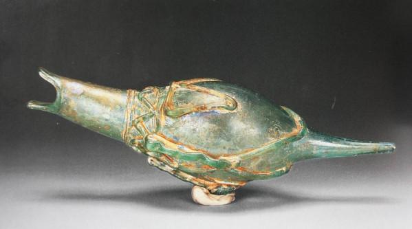 這三件文物永不出境，&OpenCurlyDoubleQuote;兩塊玻璃一塊布&rdquo;，&OpenCurlyDoubleQuote;鎮館之寶&rdquo;至今無解