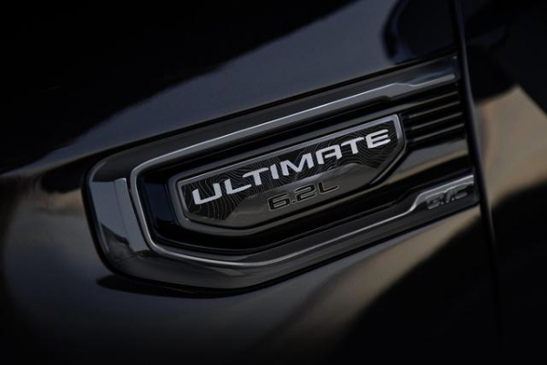 外觀大改，內飾升級！GMC新款SIERRA釋出，能拼過福特F-150嗎？