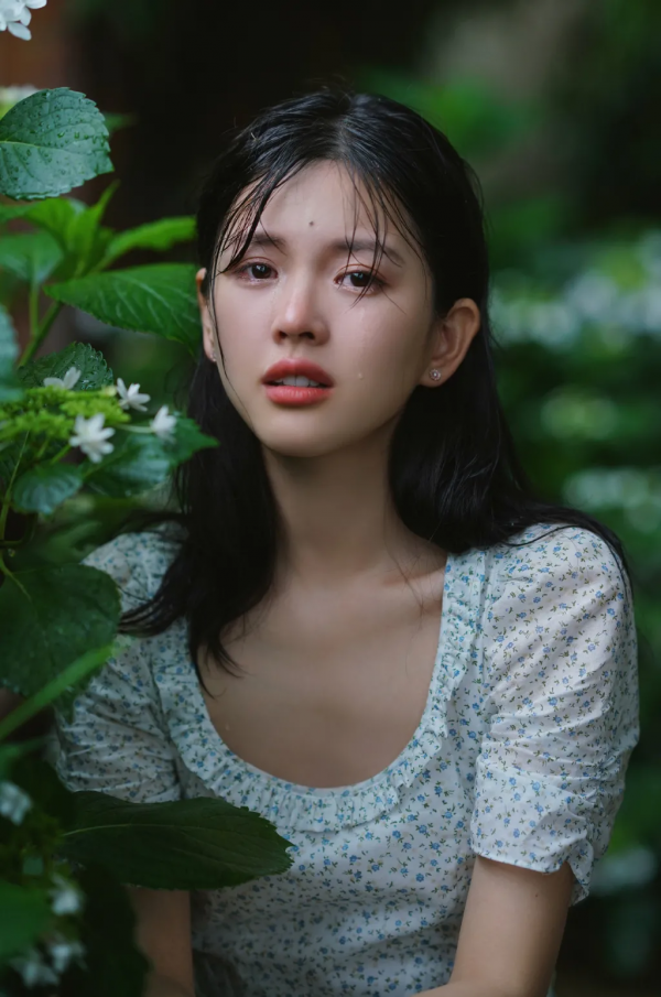 小長假VS婚禮季，這7套LOOK低調又美麗