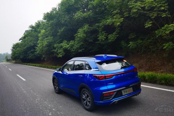 自主緊湊型SUV逐漸升溫，思皓QX跟哈弗H6怎麼選？