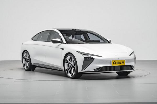 智己L7：高階中大型電動轎車，顏值和科技感都不錯，約嗎