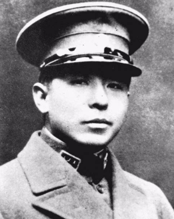 唯一一位沒被授銜的兵團司令,44歲任山西省委書記,後官至副國級 唯一一位沒被授銜的兵團司令,44歲任山西省委書記,後官至副國級