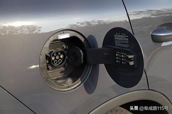 誰說自主品牌7座SUV費油?虧電實測百公里5.0L 比亞迪唐DM-i瞭解一下 誰說自主品牌7座SUV費油?虧電實測百公里5.0L 比亞迪唐DM-i瞭解一下