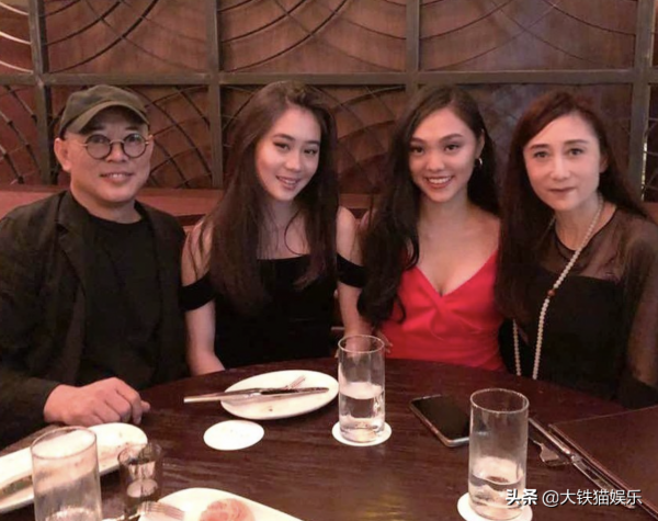 9位武打男星背後的女人，貌美如花迷倒瀟灑硬漢，個個都不簡單