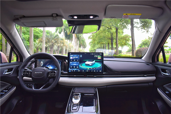 試駕AION S Plus,15萬級純電動轎跑轎中的一匹黑馬 試駕AION S Plus,15萬級純電動轎跑轎中的一匹黑馬