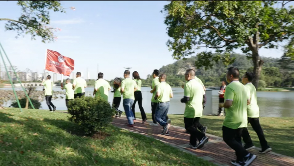 “川商雄起·薪火相傳”接力活動順利舉行 “川商雄起·薪火相傳”接力活動順利舉行
