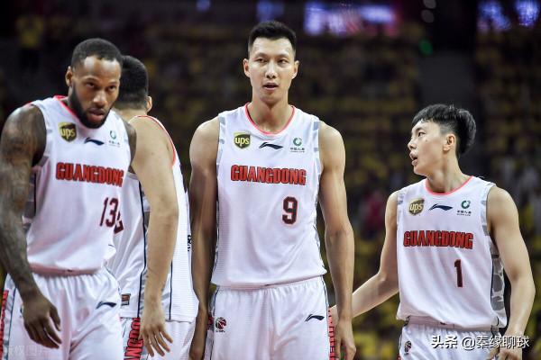 強強對話，廣東略勝一籌！廣廈想贏球，胡金秋和外援需爆發