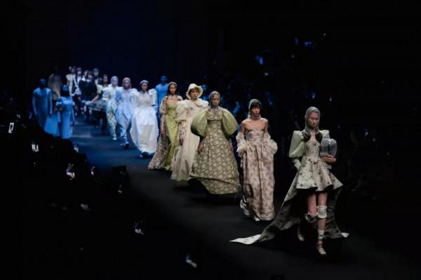 SELAH愢拉2022春夏釋出會 以「芭蕾」之美詮釋愛 SELAH愢拉2022春夏釋出會 以「芭蕾」之美詮釋愛