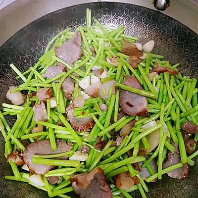 沒有什麼是泥嚎炒臘肉解決不了的