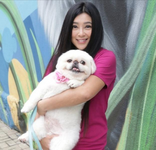 越整越難看後遺症一堆的9位女星！臉像鞋拔子，不敢做大表情