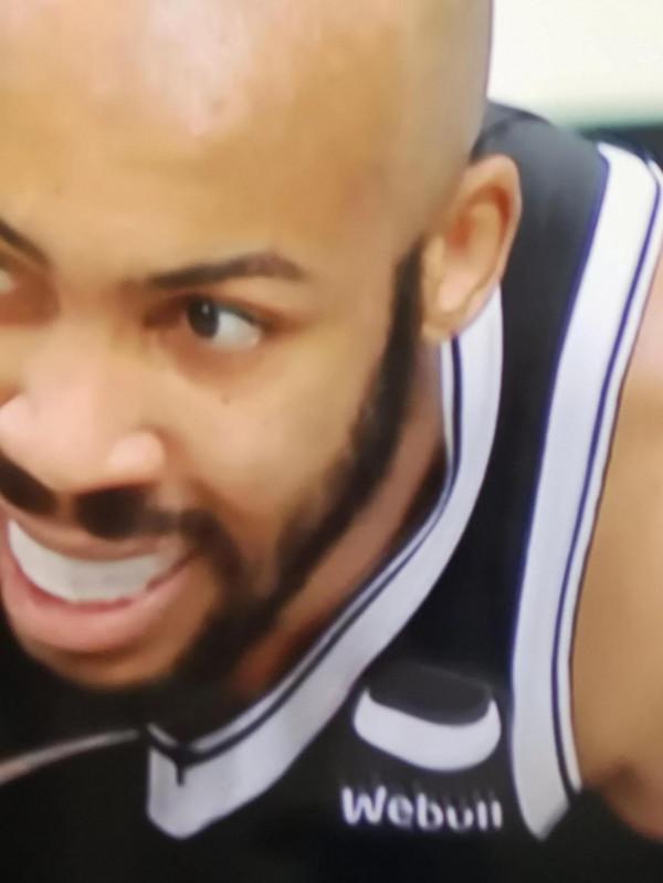 今天籃網的比賽，贊一下場上閃亮的卡特