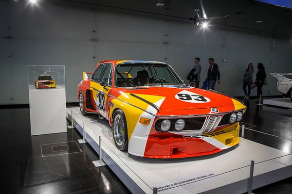 速度與藝術的完美結合—BMW的七臺藝術車