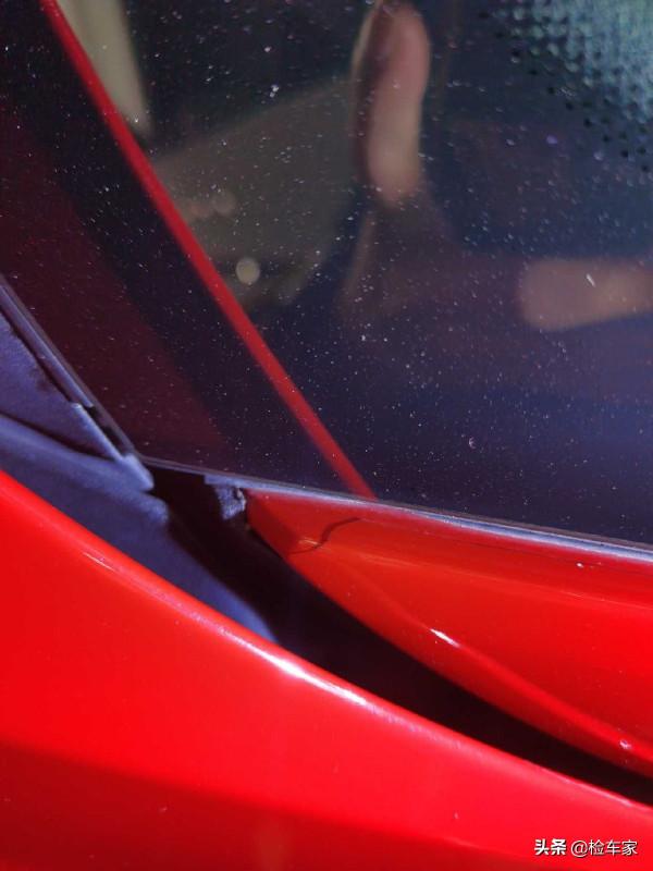 才開兩年多，這輛奧迪R8瘋狂掉價50萬不止！買主再砍10萬