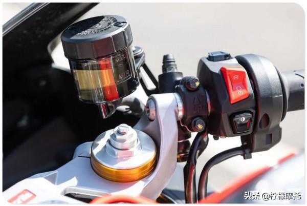 2021 RS660 試駕：操控、電控一次滿足，中量級運動車款新世代