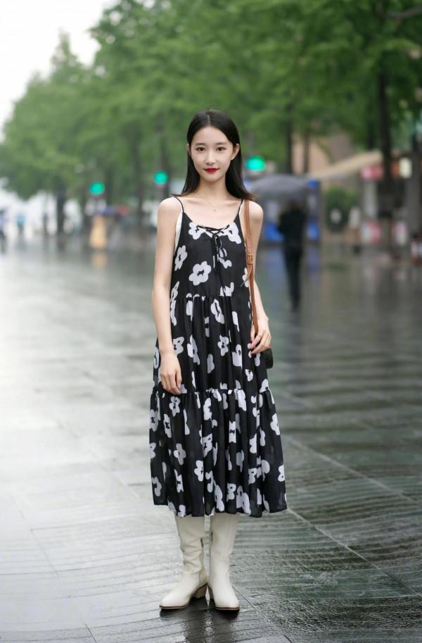 看街拍 學穿搭：15組吊帶裙搭配 你會選擇哪款？