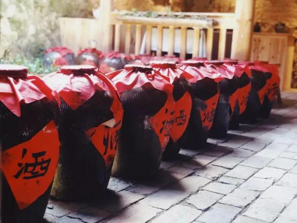 景陽崗武松喝了18碗酒，外加2斤熟牛肉，正常人能吃下這麼多嗎？