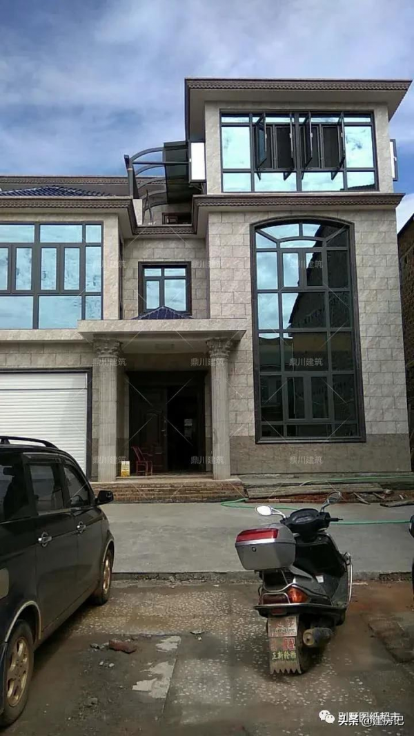 28萬建廣西複式三層別墅，佔地125㎡，7室4廳+車庫，圖紙好評如潮