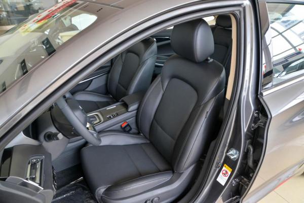 新車 | 前格柵細節調整,新款長安銳程CC實車曝光,配1.5T動力 新車 | 前格柵細節調整,新款長安銳程CC實車曝光,配1.5T動力