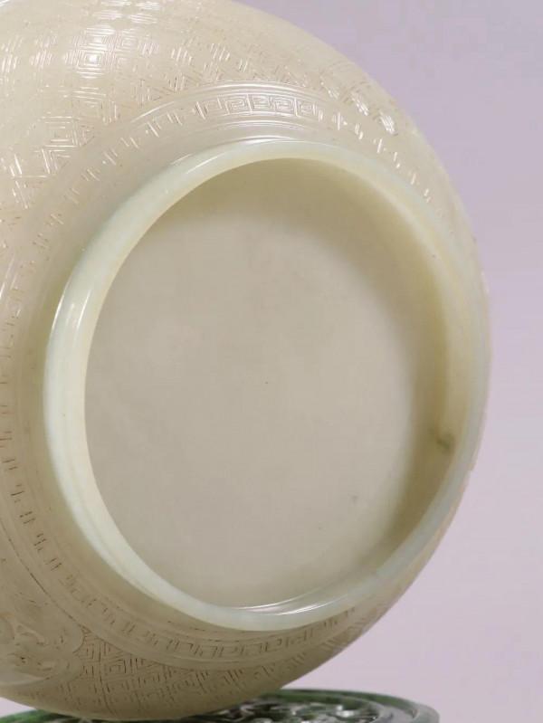 清代：和田籽料雕人物故事玉碗