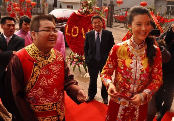 車曉：和前富豪老公離婚，拒絕3億分手費，低調不張揚，獨自美麗