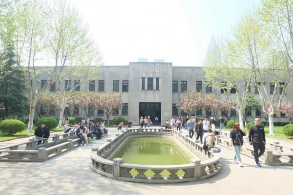 民國憲政之路 民國憲政之路