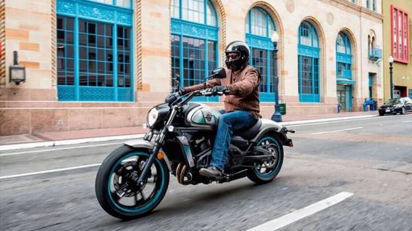 川崎海外推出2022款小火神Vulcan S 650，新增小清新配色