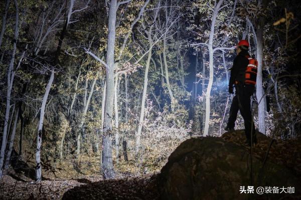 這款三眼小鋼炮竟有18000流明——Lumintop雷明兔GT3手電