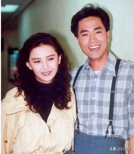 “梁朝偉初戀”曾華倩:深陷婆媳矛盾,最終被豪門掃地出門? “梁朝偉初戀”曾華倩:深陷婆媳矛盾,最終被豪門掃地出門?