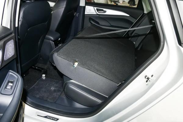 解讀次頂配，榮威i6 MAX自動爽酷天幕版效能不俗