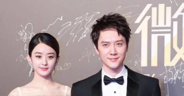 馮紹峰和兒子罕同框,分別時還多次回頭看,盡顯溫馨有愛 馮紹峰和兒子罕同框,分別時還多次回頭看,盡顯溫馨有愛