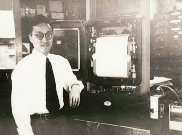 56年，周恩來揮手打斷工作人員彙報並指示：一定要把楊嘉墀調回來