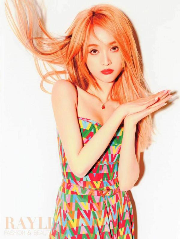 吳宣儀瑞麗開年封面，一整個被甜颯住！|