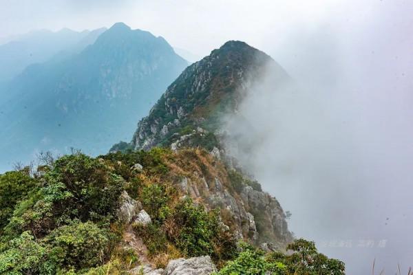 廣東第一險龍鬥峰,聚集了嶺南山嶽精華的巔峰之作 廣東第一險龍鬥峰,聚集了嶺南山嶽精華的巔峰之作