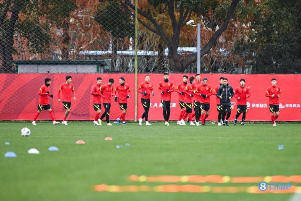 同工同酬要實現了？男足若降薪，年薪接近女足國腳