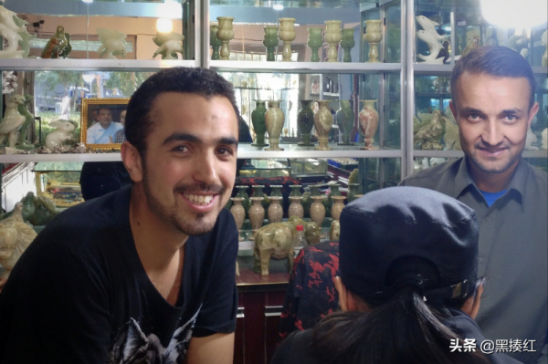 新疆遊記 | 塔什庫爾幹:空曠的縣城、珍貴的特產,和有關鷹的風景 新疆遊記 | 塔什庫爾幹:空曠的縣城、珍貴的特產,和有關鷹的風景