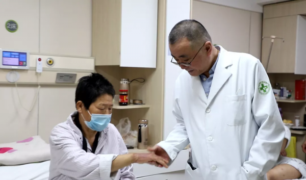 半年心病成難題，心臟內科冠脈介入術撐起生命保護傘