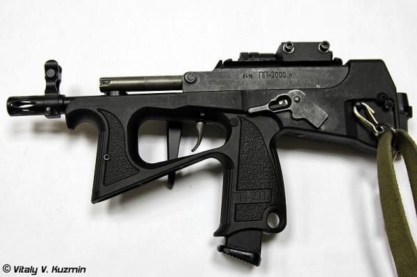 反恐戰士——PP2000衝鋒槍