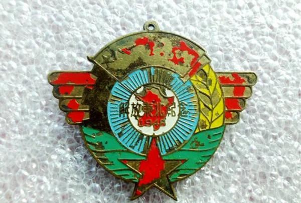 日籍醫護人員隨四野南征北戰，回國後，他們最珍視的是四枚紀念章