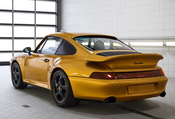 2021年造的老古董 賣得比新車貴幾倍!這些車太任性 2021年造的老古董 賣得比新車貴幾倍!這些車太任性