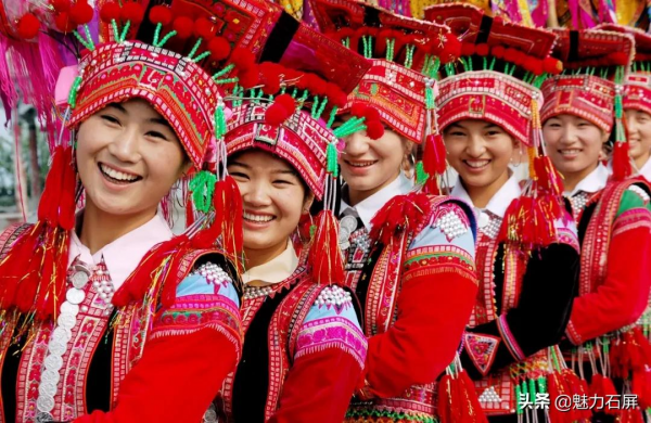 文博會上的石屏風潮 文博會上的石屏風潮