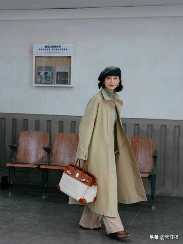 這才是45+該有的打扮,不裝嫩也不顯老氣,優雅到骨子裡了 這才是45+該有的打扮,不裝嫩也不顯老氣,優雅到骨子裡了