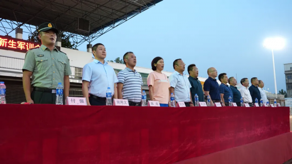 少年,在歷練中成長 少年,在歷練中成長