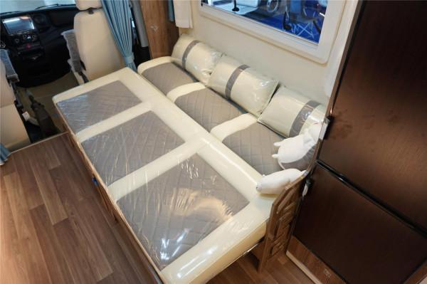 想要又大又豪華的客廳?這賽沸爾房車,兼顧旅居商務的最佳車型 想要又大又豪華的客廳?這賽沸爾房車,兼顧旅居商務的最佳車型