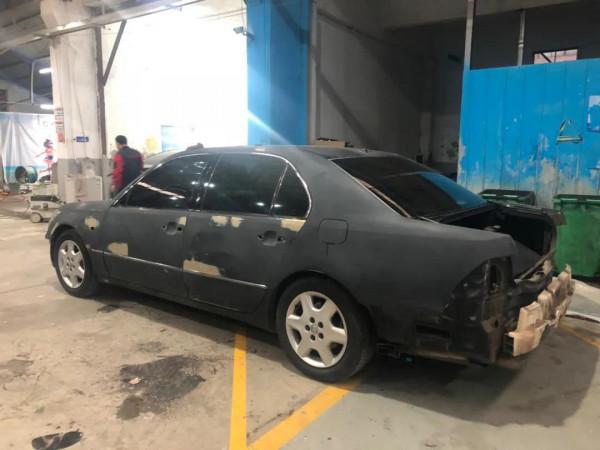 從修理廠到婚姻殿堂，夫妻共同打造低趴雷克薩斯LS430