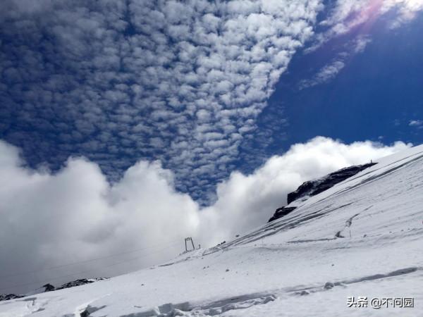 去瑞士鐵力士山乘吊椅飛渡萬年冰川,來一場心靈的自由飛翔 去瑞士鐵力士山乘吊椅飛渡萬年冰川,來一場心靈的自由飛翔