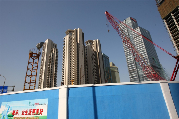 房價下跌引發連鎖反應，遭殃的除了開發商，6類人的損失也不小